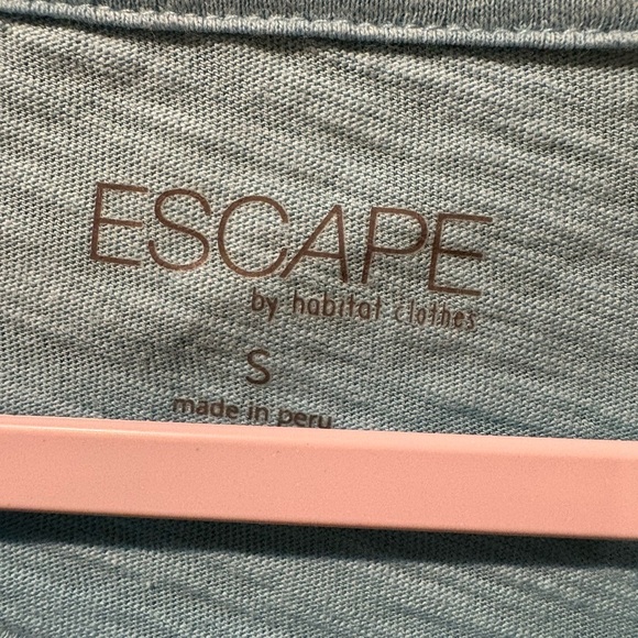 "ESCAPE by Habitate clothes Blue Long Sleeve Cat Print Top women’s Small - Picture 4 of 9